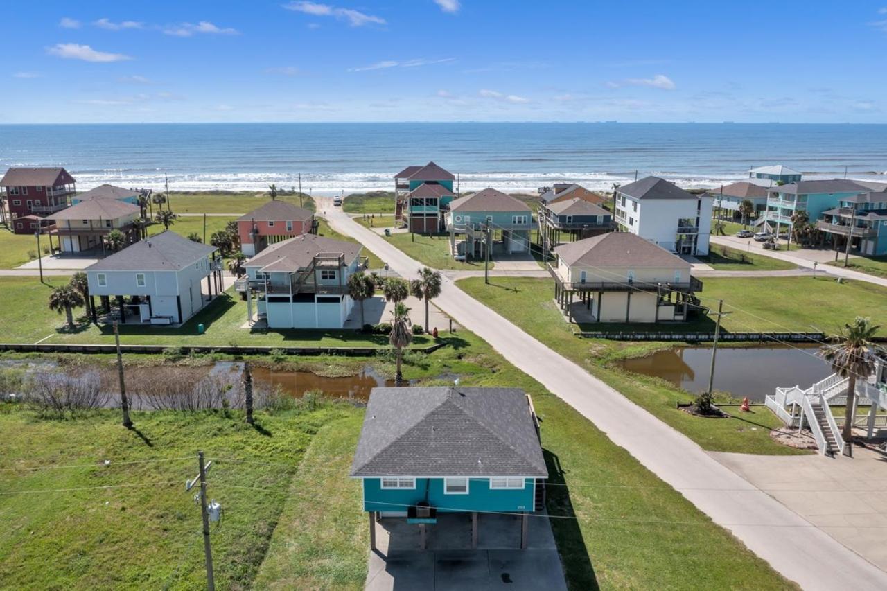 Windsical Escape Home Crystal Beach Exterior photo